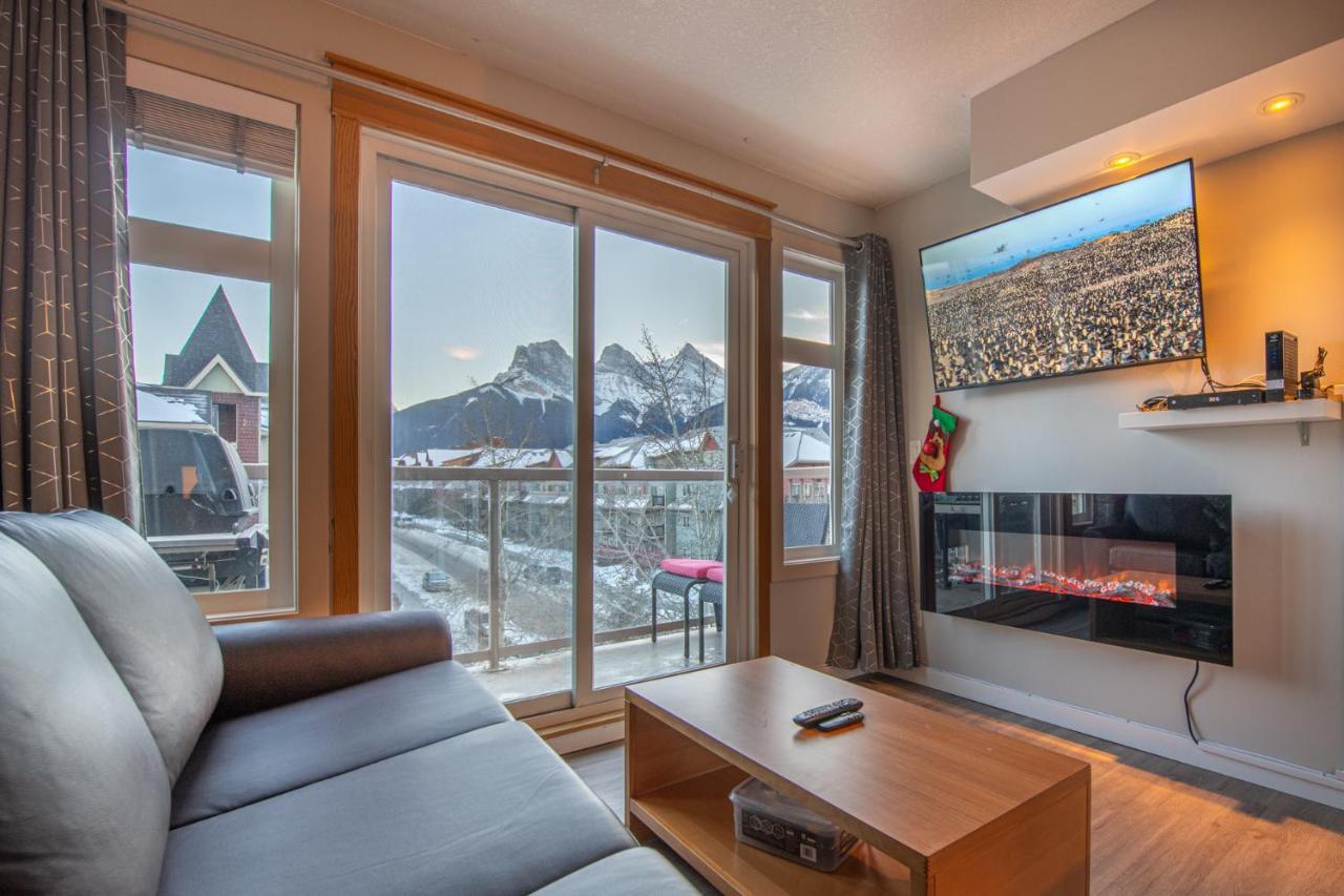 Mountain View 2 Bedroom Condo - Wt Top Floor-401 キャンモア エクステリア 写真