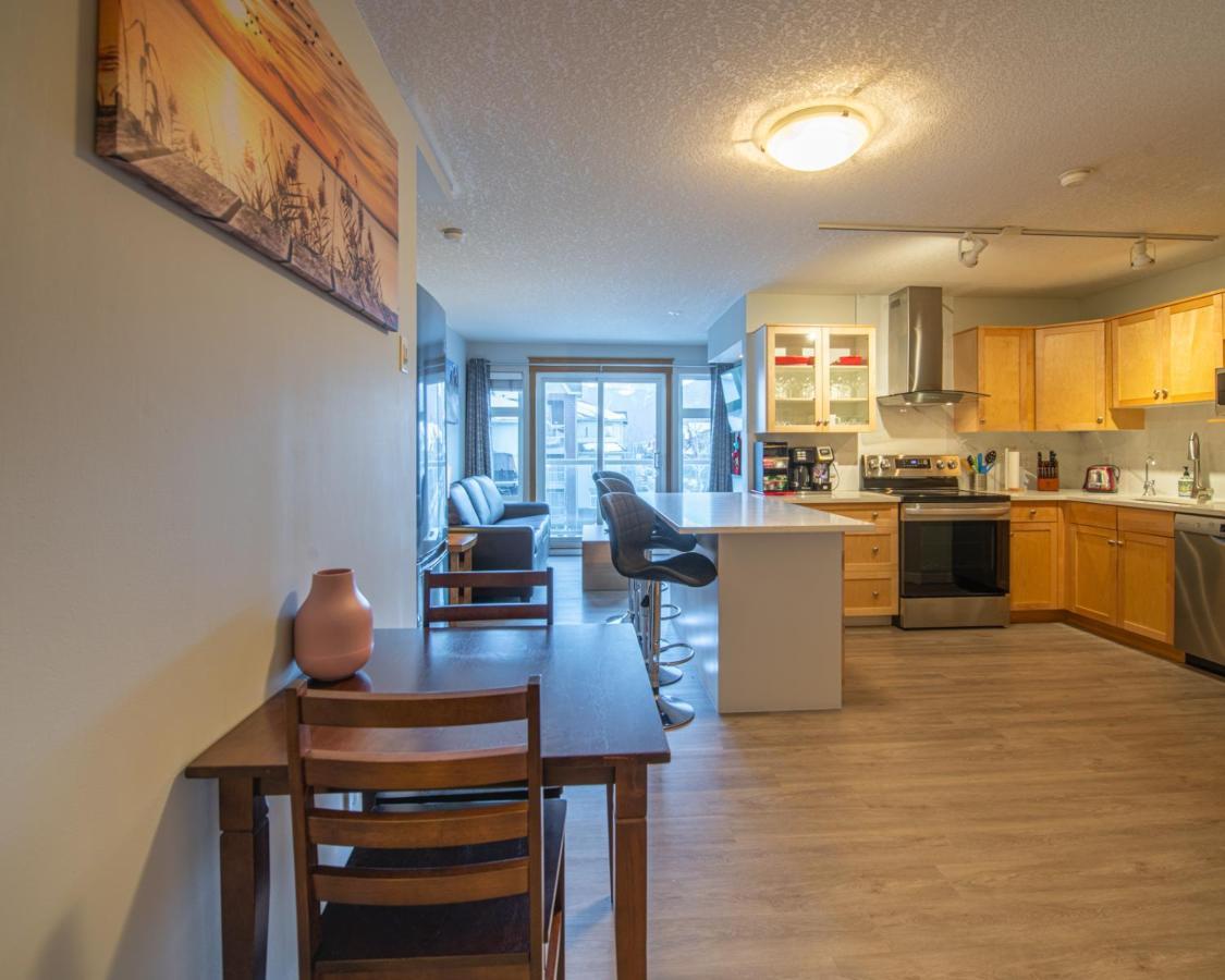 Mountain View 2 Bedroom Condo - Wt Top Floor-401 キャンモア エクステリア 写真