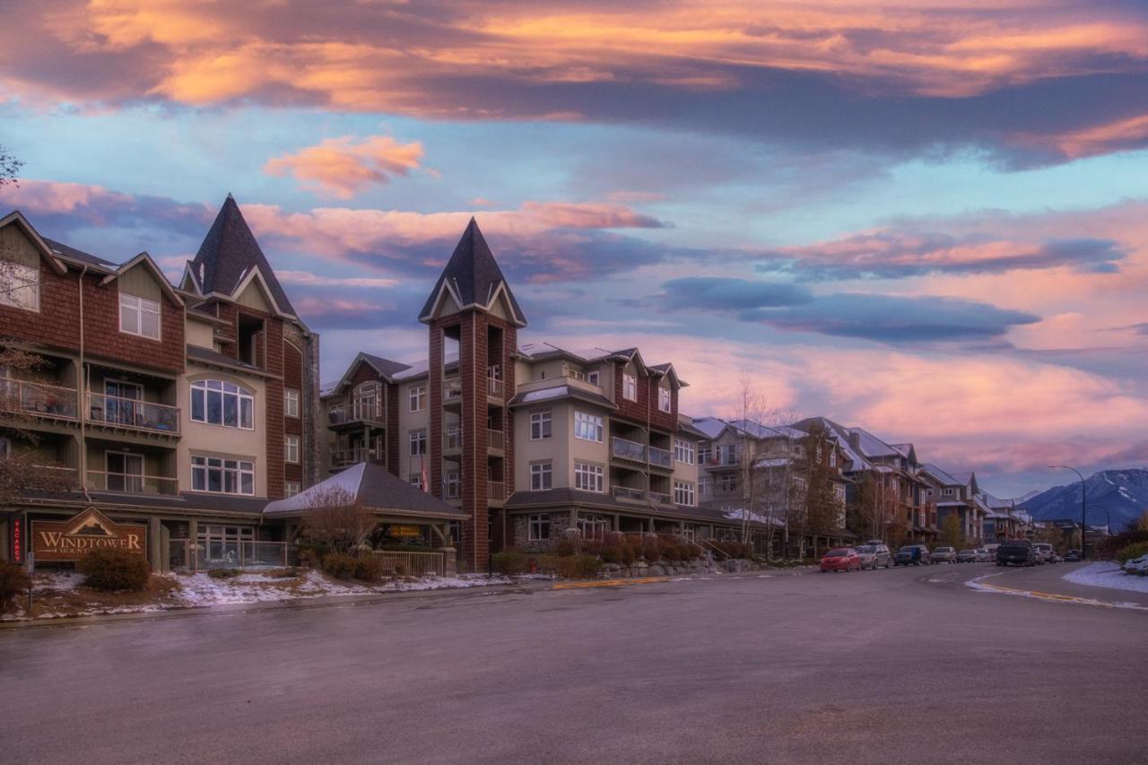 Mountain View 2 Bedroom Condo - Wt Top Floor-401 キャンモア エクステリア 写真